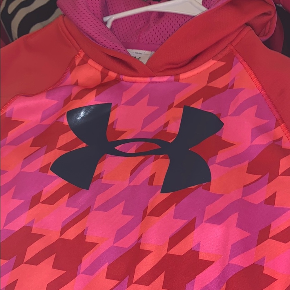 Under Armour Hoodie . Worn twice . True to size